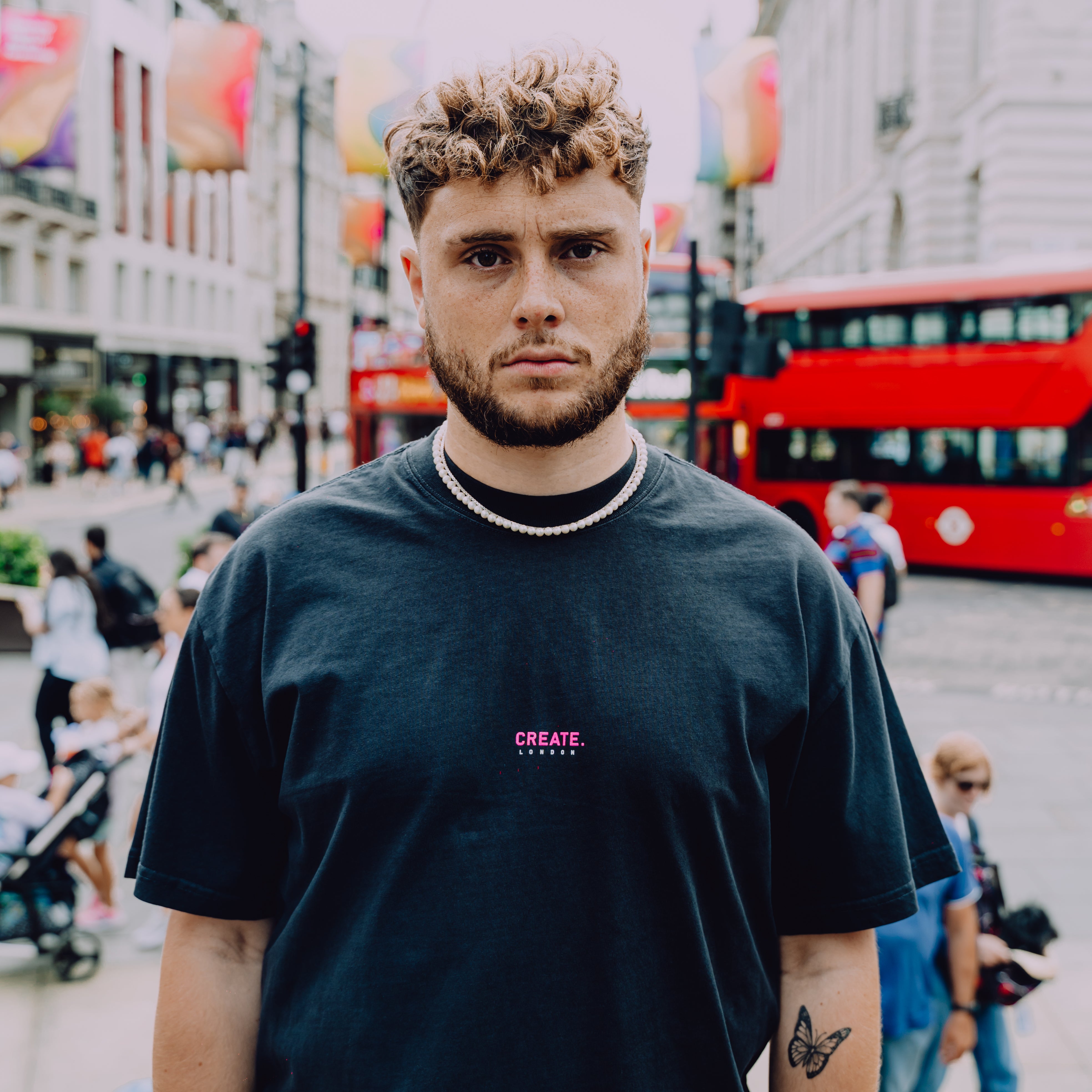 CREATE. London Heritage T-Shirt (Black/Pink)