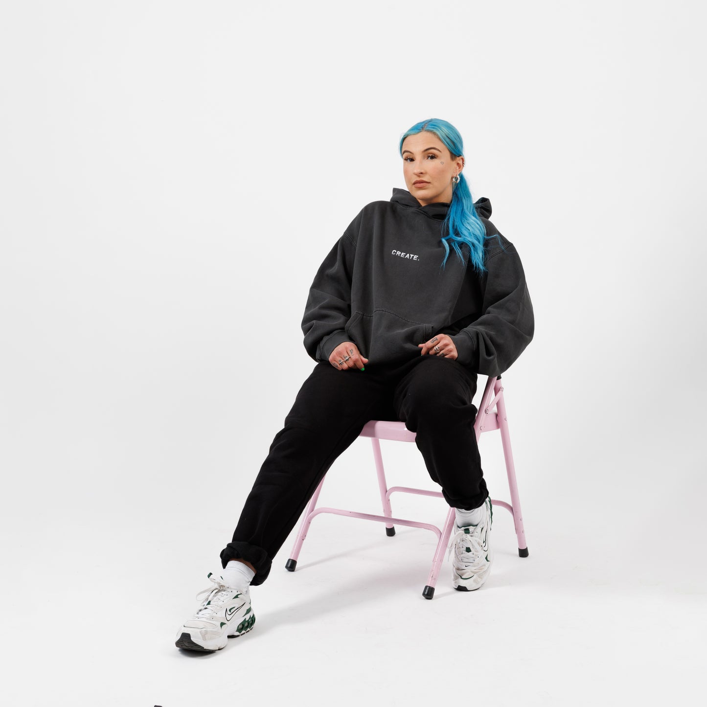 CREATE. Essentials Hood (Faded Black)